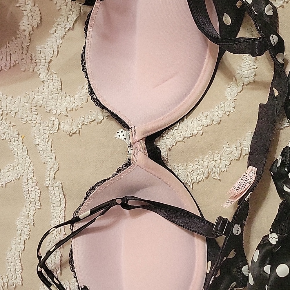 Lingerie set VS - Picture 3 of 5